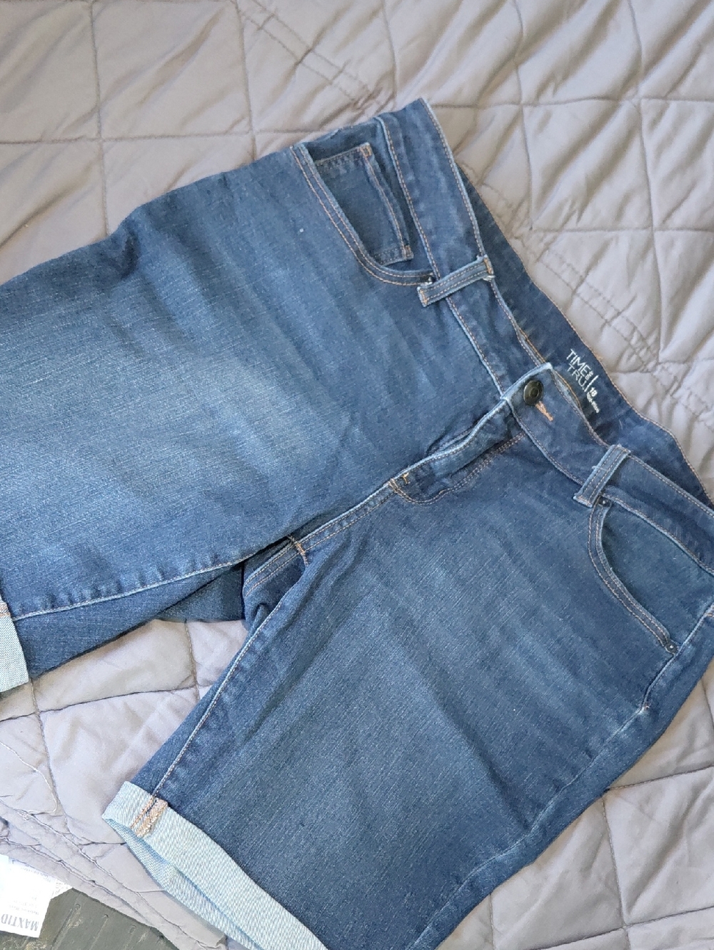 NWOT. Time and Tru Medium Blue Boyfriend Bermuda Jeans